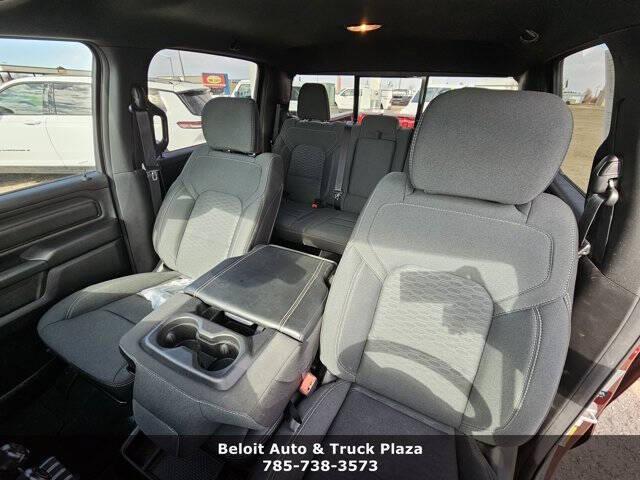 2025 Ram 1500 Tradesman Crew Cab 4x4 5'7" Box