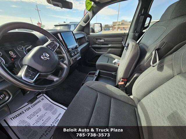 2025 Ram 1500 Tradesman Crew Cab 4x4 5'7" Box