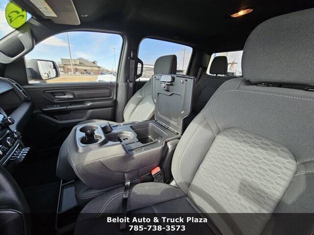 2025 Ram 1500 Tradesman Crew Cab 4x4 5'7" Box