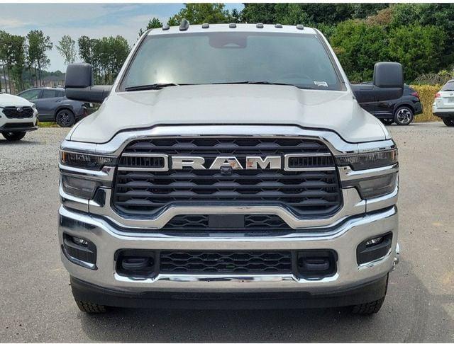 2026 RAM 3500 Chassis RAM 3500 TRADESMAN CHASSIS REGULAR CAB 4X4 60 CA