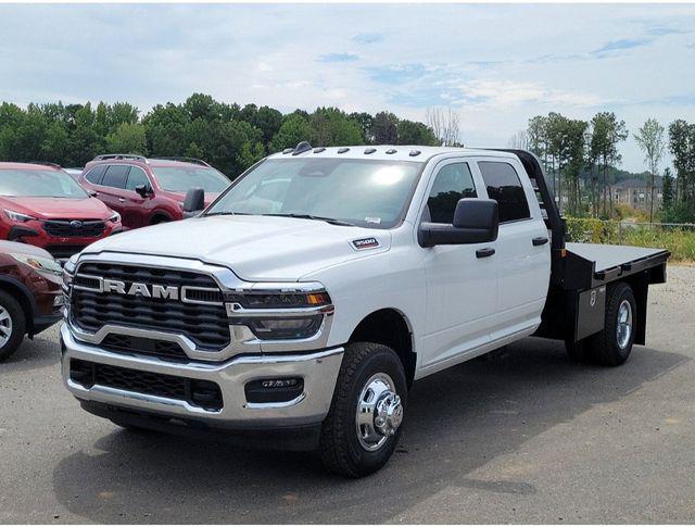 2026 RAM 3500 Chassis RAM 3500 TRADESMAN CHASSIS REGULAR CAB 4X4 60 CA