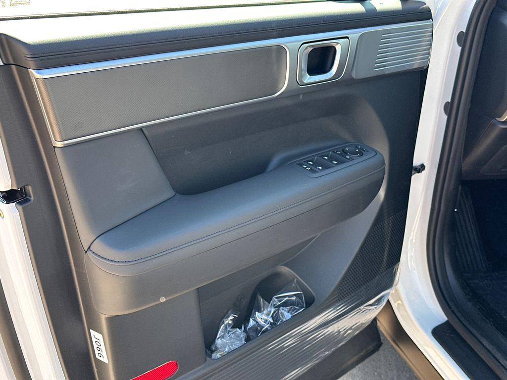 New 2026 White HYUNDAI XRT AWD image 11