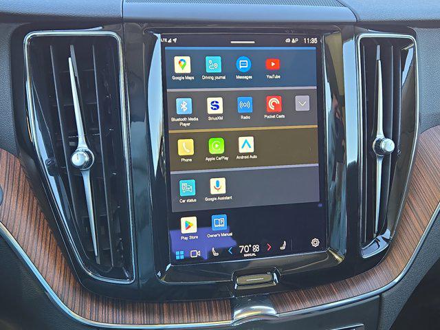 2023 Volvo XC60 B5 Plus Dark Theme