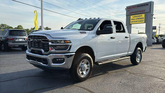 2025 Ram 2500 Tradesman Crew Cab 4x4 6'4" Box