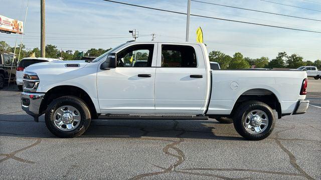 2025 Ram 2500 Tradesman Crew Cab 4x4 6'4" Box