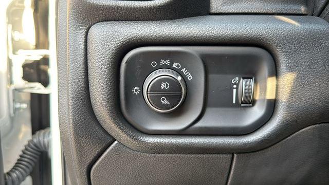 2025 Ram 2500 Tradesman Crew Cab 4x4 6'4" Box