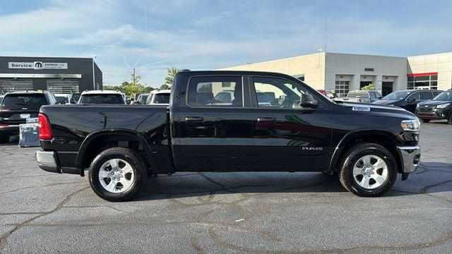 2025 Ram 1500 Big Horn Crew Cab 4x4 5'7" Box