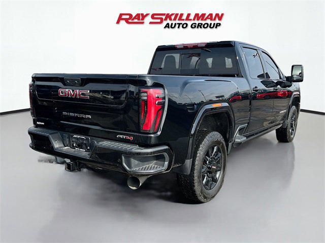 2024 GMC Sierra 2500HD 4WD Crew Cab Standard Bed AT4