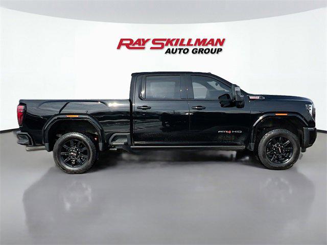 2024 GMC Sierra 2500HD 4WD Crew Cab Standard Bed AT4
