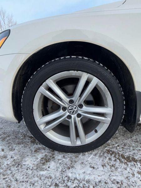 2015 Volkswagen Passat 1.8T SE