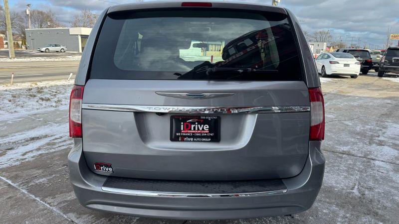 2015 Chrysler Town & Country Touring