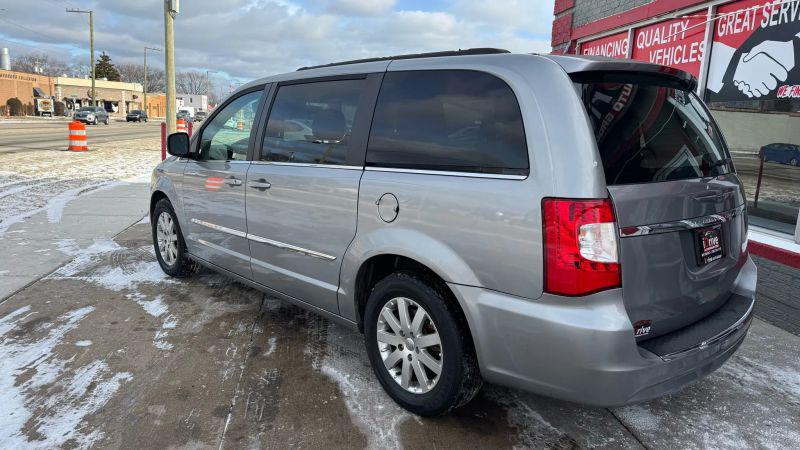 2015 Chrysler Town & Country Touring