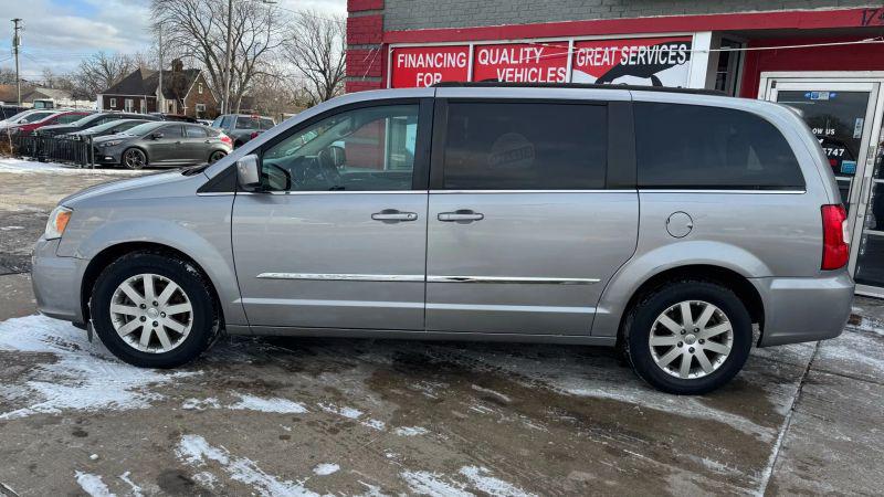 2015 Chrysler Town & Country Touring