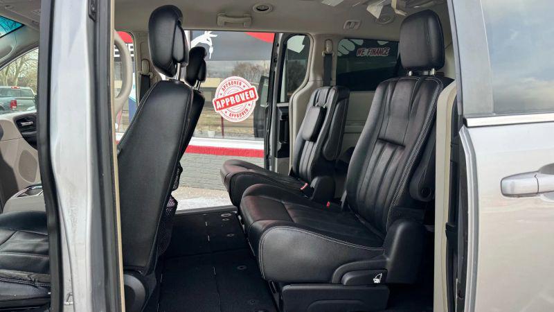 2015 Chrysler Town & Country Touring