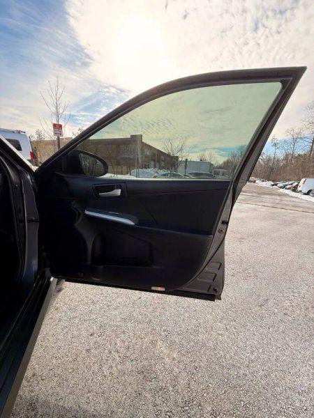 2012 Toyota Camry SE