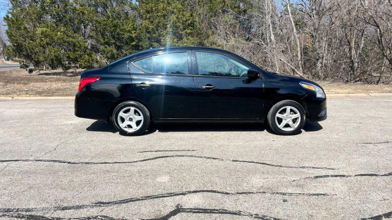 2017 Nissan Versa 1.6 S