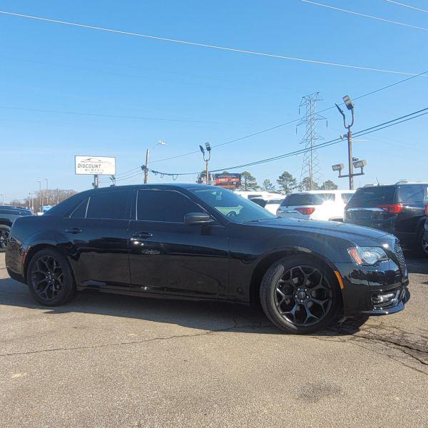 2019 Chrysler 300 Touring