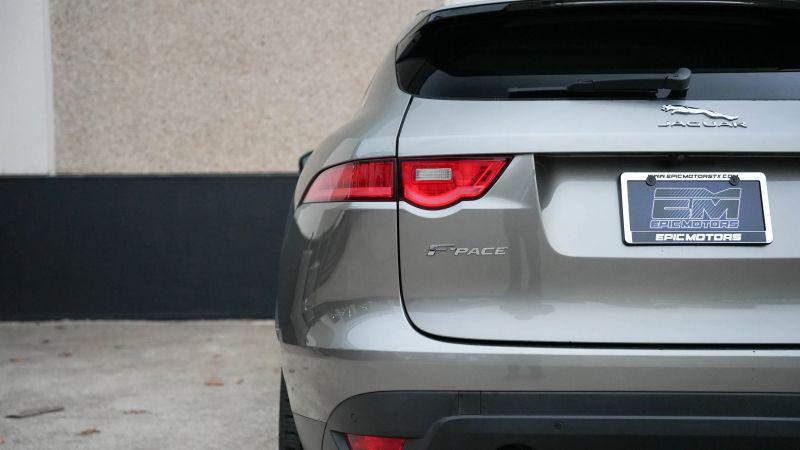 2018 Jaguar F-PACE 25t Prestige