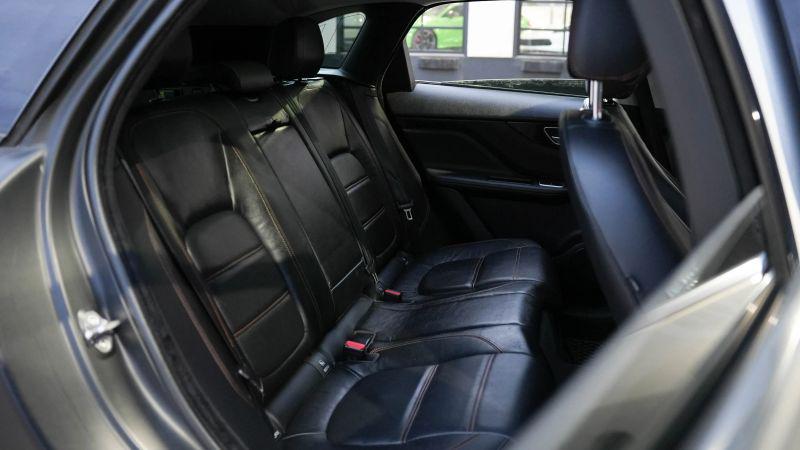 2018 Jaguar F-PACE 25t Prestige