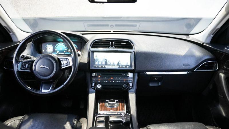 2018 Jaguar F-PACE 25t Prestige