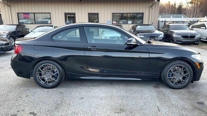 2017 BMW 2 Series M240i xDrive