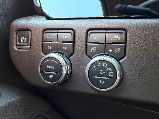 2026 GMC Sierra 1500 Crew Cab, Short Bed, SLT, 4WD
