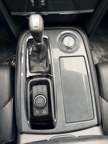2022 Nissan Armada SV 2WD