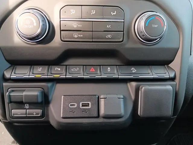 2026 Chevrolet Silverado 2500HD Double Cab, Standard Bed, Custom, 4WD