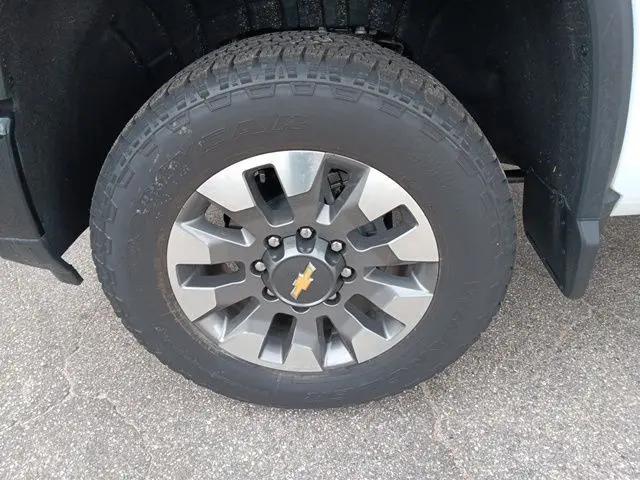 2026 Chevrolet Silverado 2500HD Double Cab, Standard Bed, Custom, 4WD