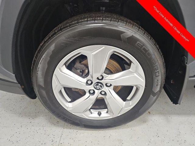 2021 Toyota RAV4 Limited - Photo 10