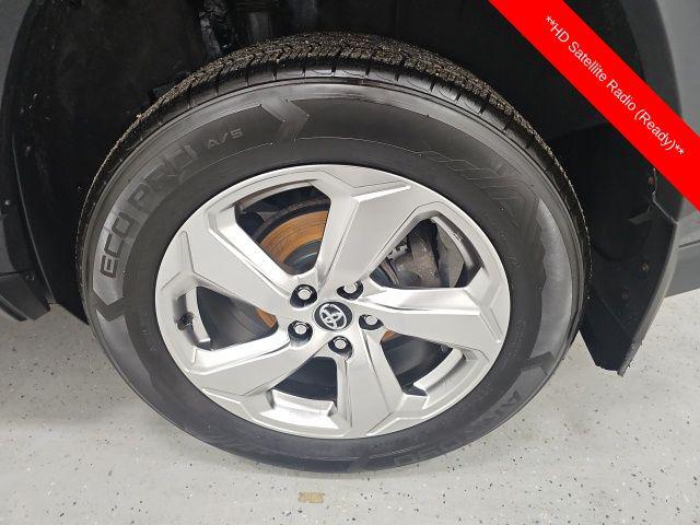 2021 Toyota RAV4 Limited - Photo 11