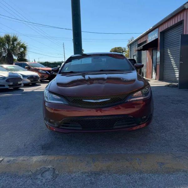 2016 Chrysler 200 S