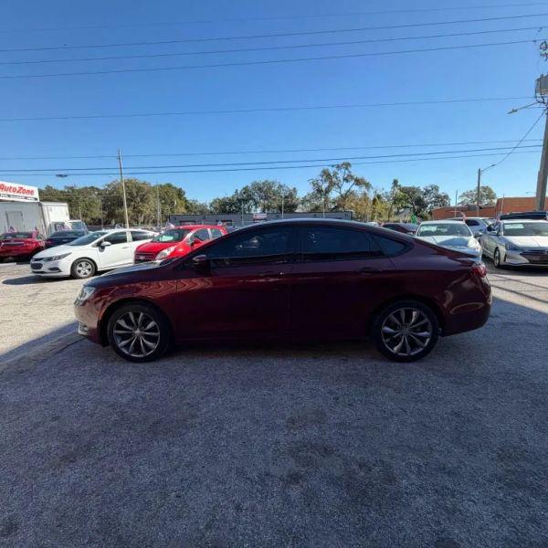 2016 Chrysler 200 S