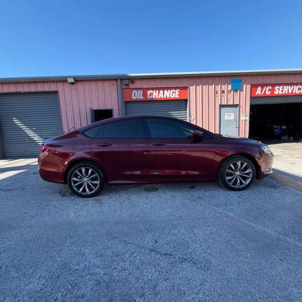 2016 Chrysler 200 S