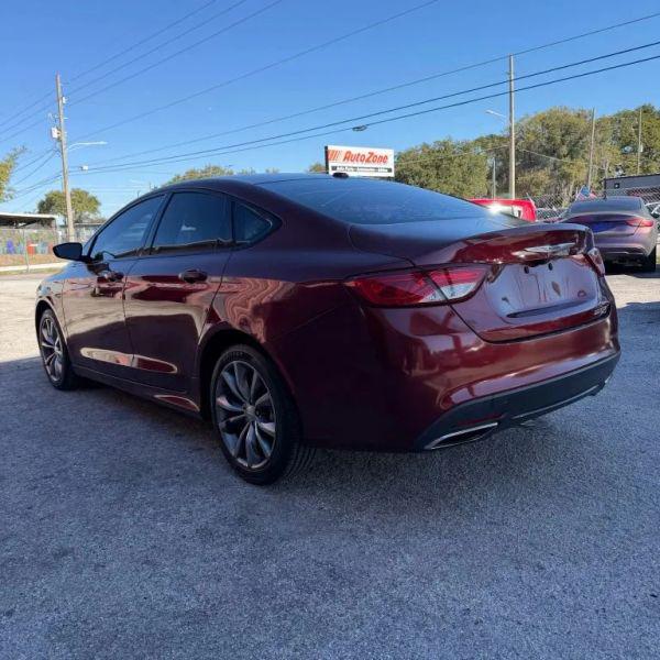 2016 Chrysler 200 S