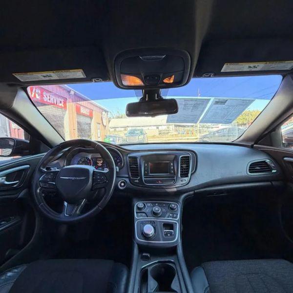 2016 Chrysler 200 S