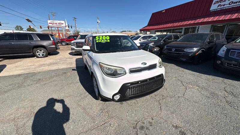 2016 Kia Soul +