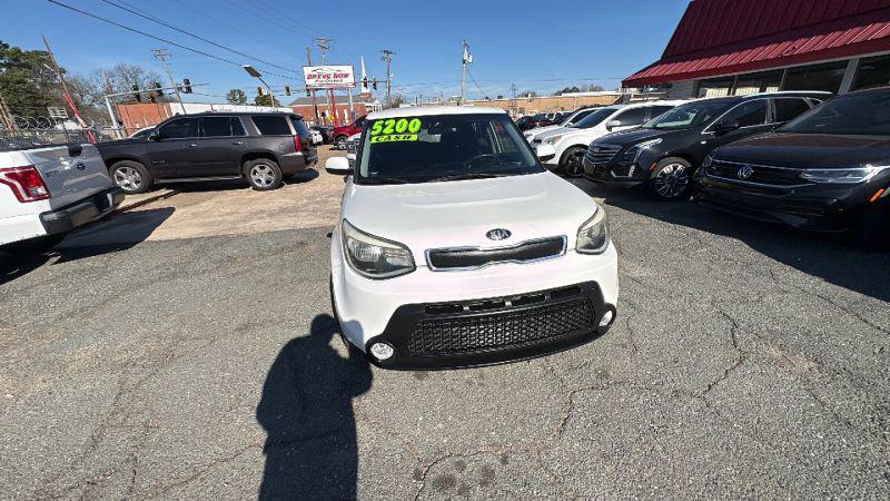 2016 Kia Soul +