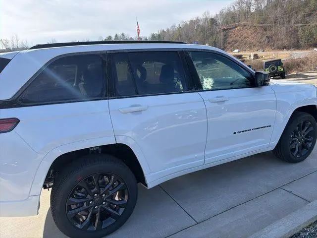 2026 Jeep Grand Cherokee Limited Reserve