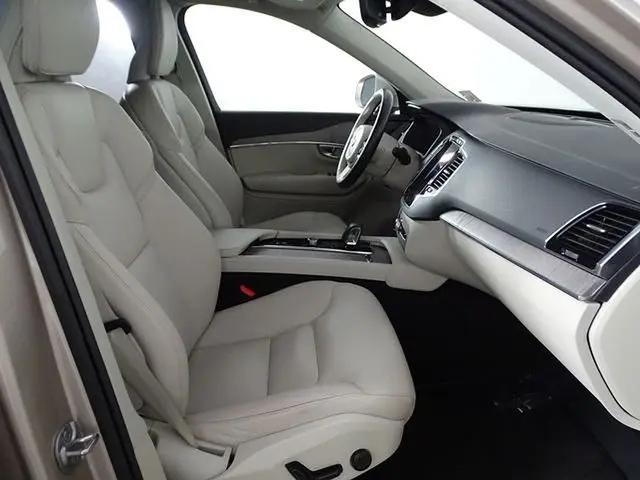 2023 Volvo XC90 B6 Plus 7-Seater