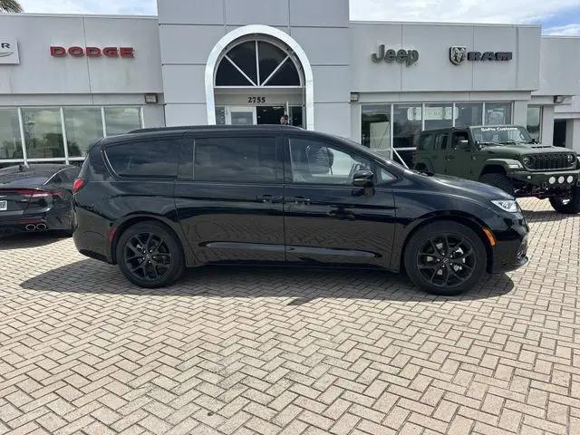 2026 Chrysler Pacifica Limited