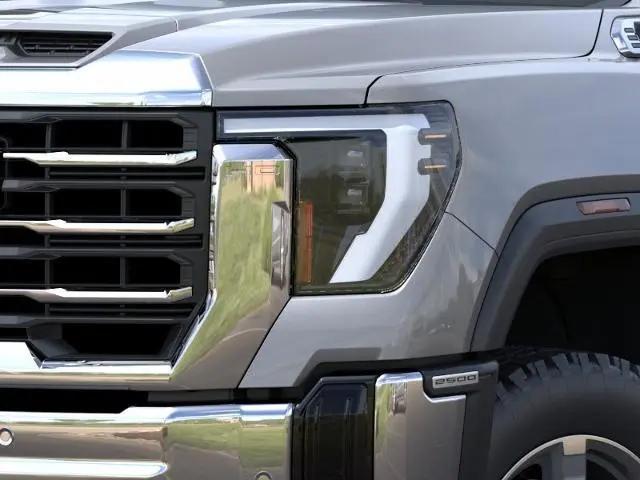 2026 GMC Sierra 2500HD Crew Cab, Standard Bed, SLT, 4WD