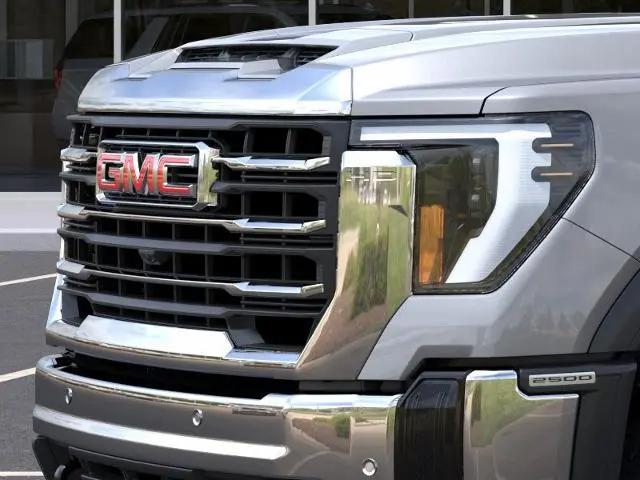 2026 GMC Sierra 2500HD Crew Cab, Standard Bed, SLT, 4WD
