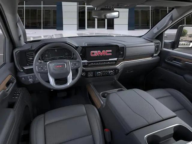 2026 GMC Sierra 2500HD Crew Cab, Standard Bed, SLT, 4WD