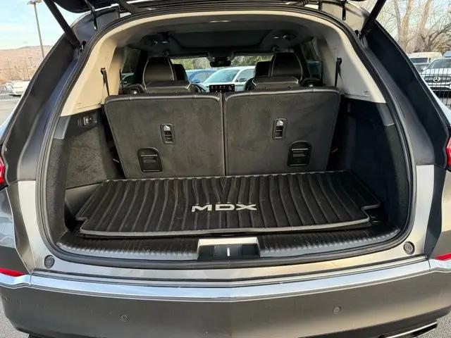 2023 Acura MDX Advance Package