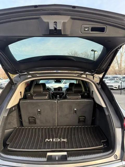 2023 Acura MDX Advance Package