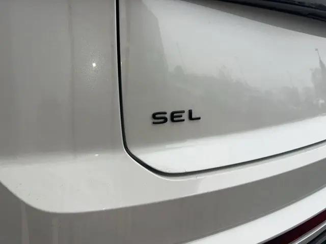 2026 Volkswagen Atlas Cross Sport SEL R-Line Black