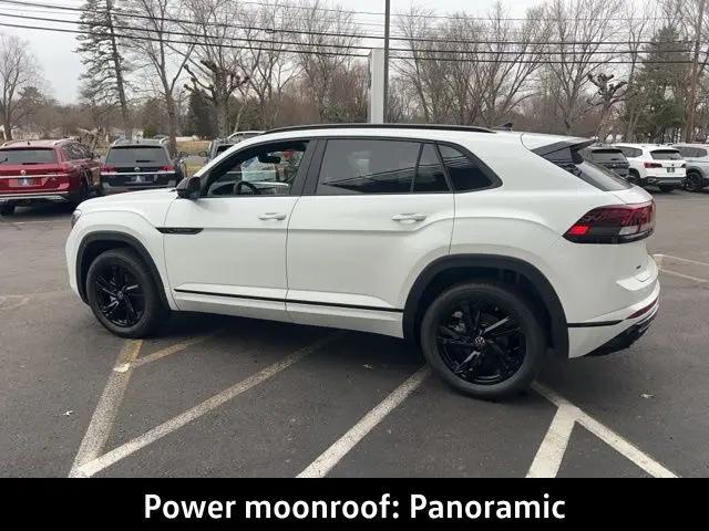 2026 Volkswagen Atlas Cross Sport SEL R-Line Black
