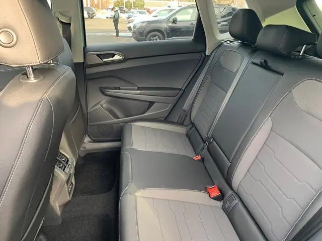 2026 Volkswagen Taos SE Black