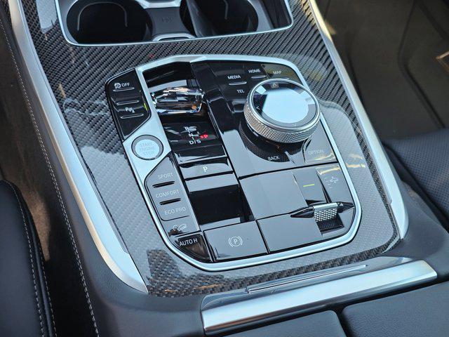 2026 BMW X7 M60i
